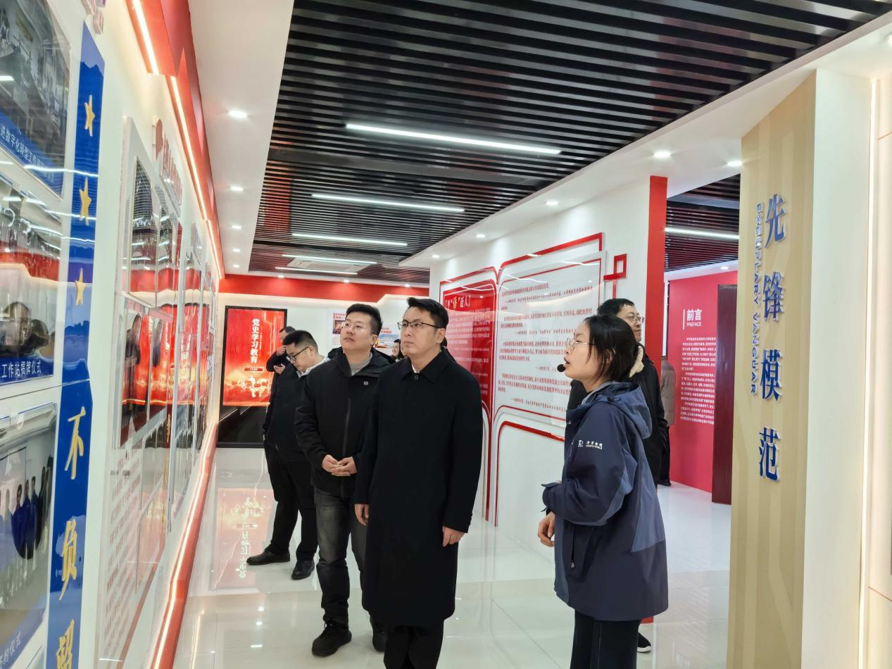 山东省电线电缆企业家代表团莅临华宇集团考察交流